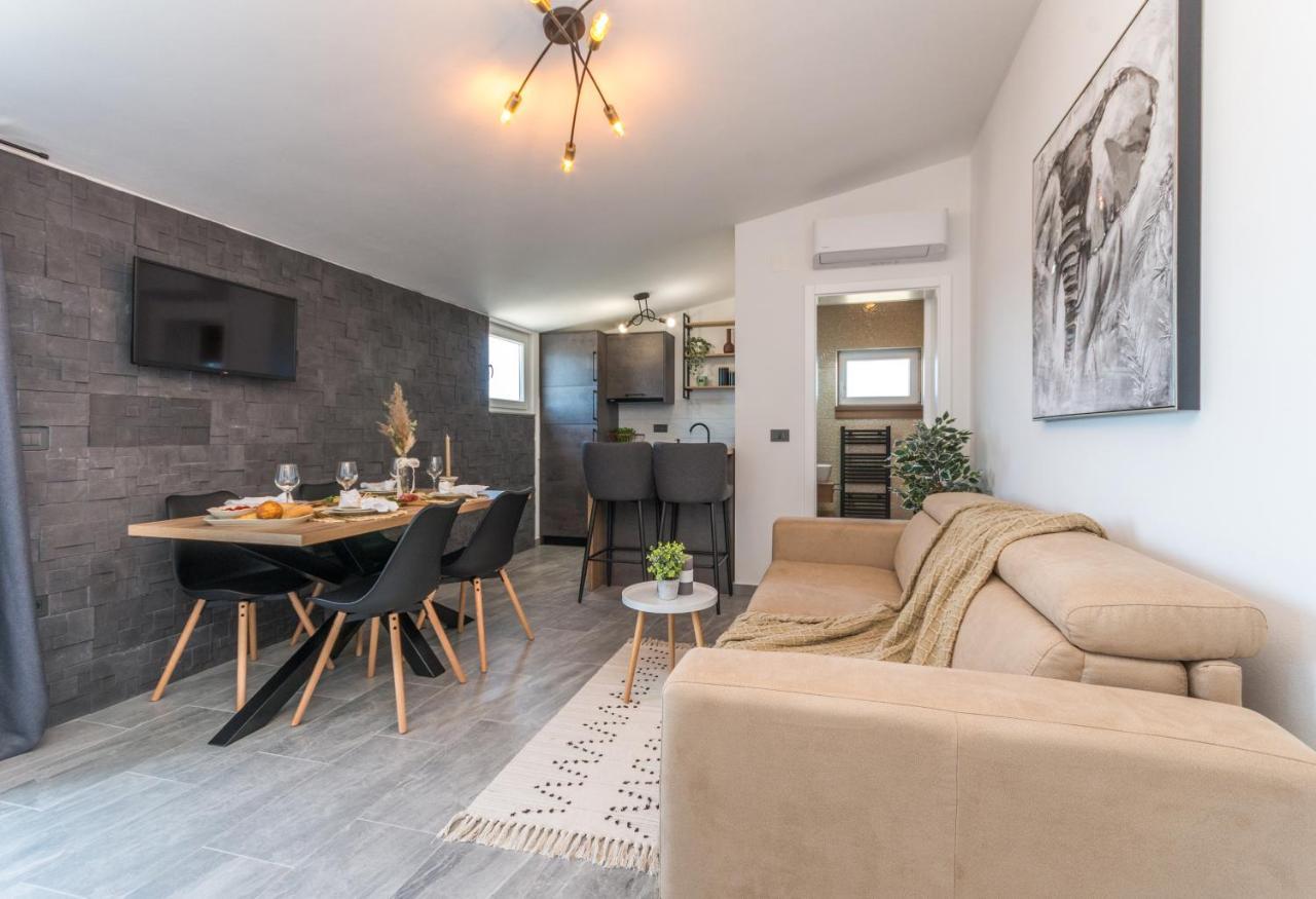 Marilu Luxury Apartments دراغ المظهر الخارجي الصورة