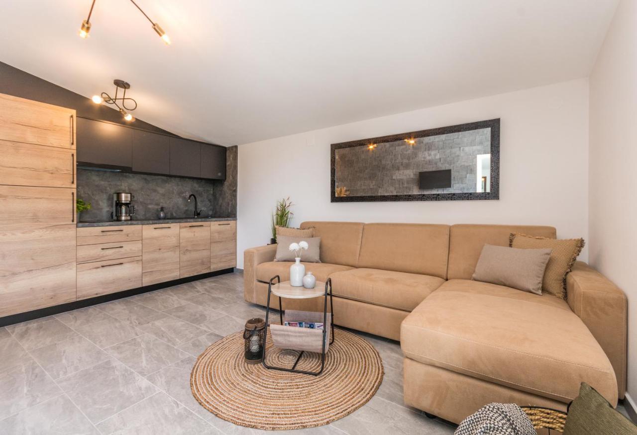Marilu Luxury Apartments دراغ المظهر الخارجي الصورة