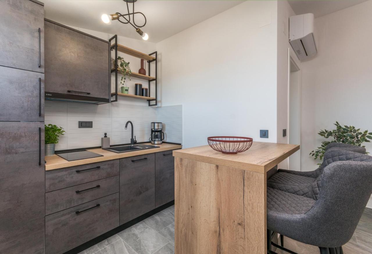 Marilu Luxury Apartments دراغ المظهر الخارجي الصورة